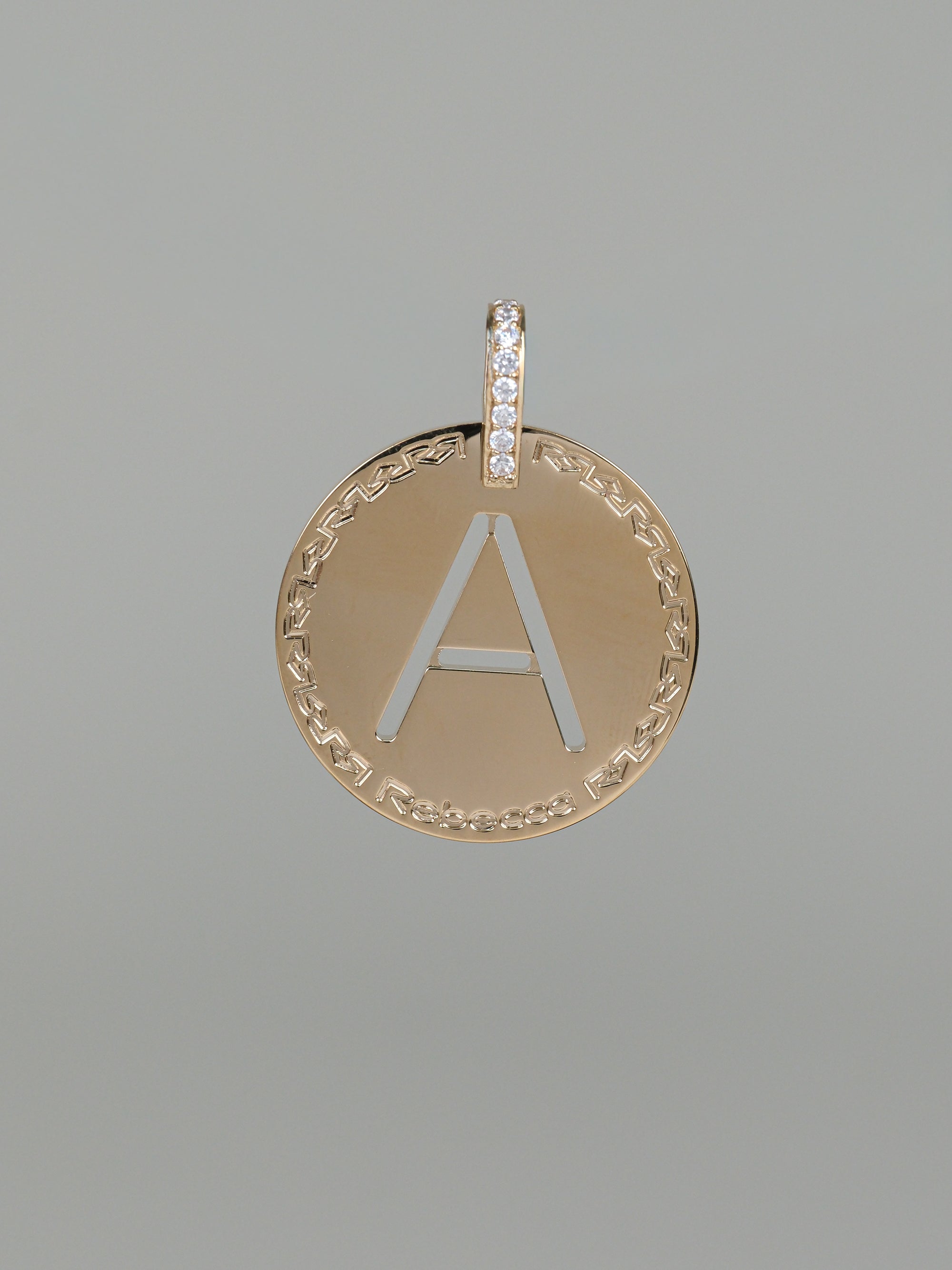 Collana quattro fili con iniziale grande