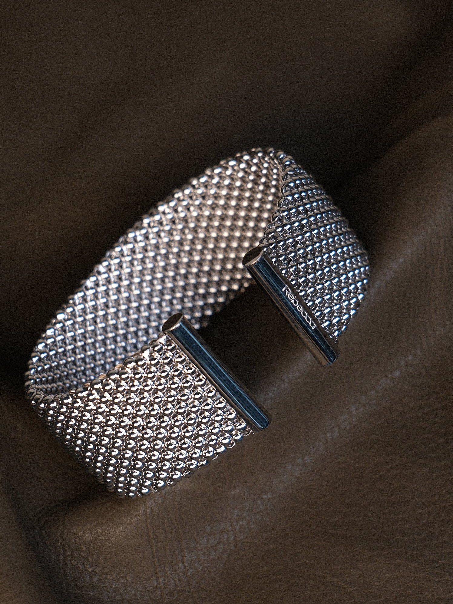 Bracciale rigido grande texture pallini