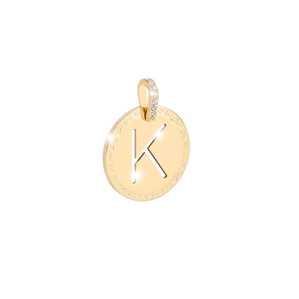 Collana lunga con iniziale grande