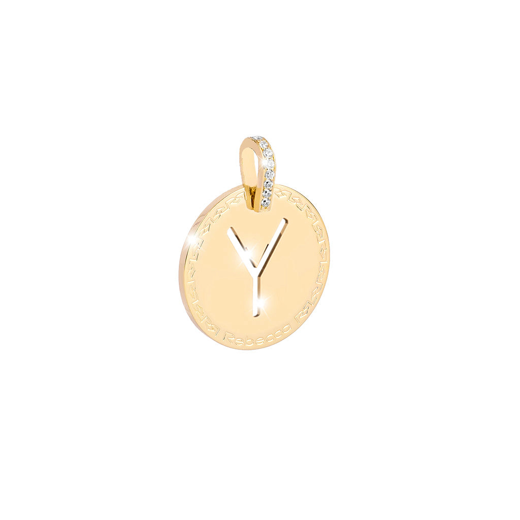 Collana lunga con iniziale grande