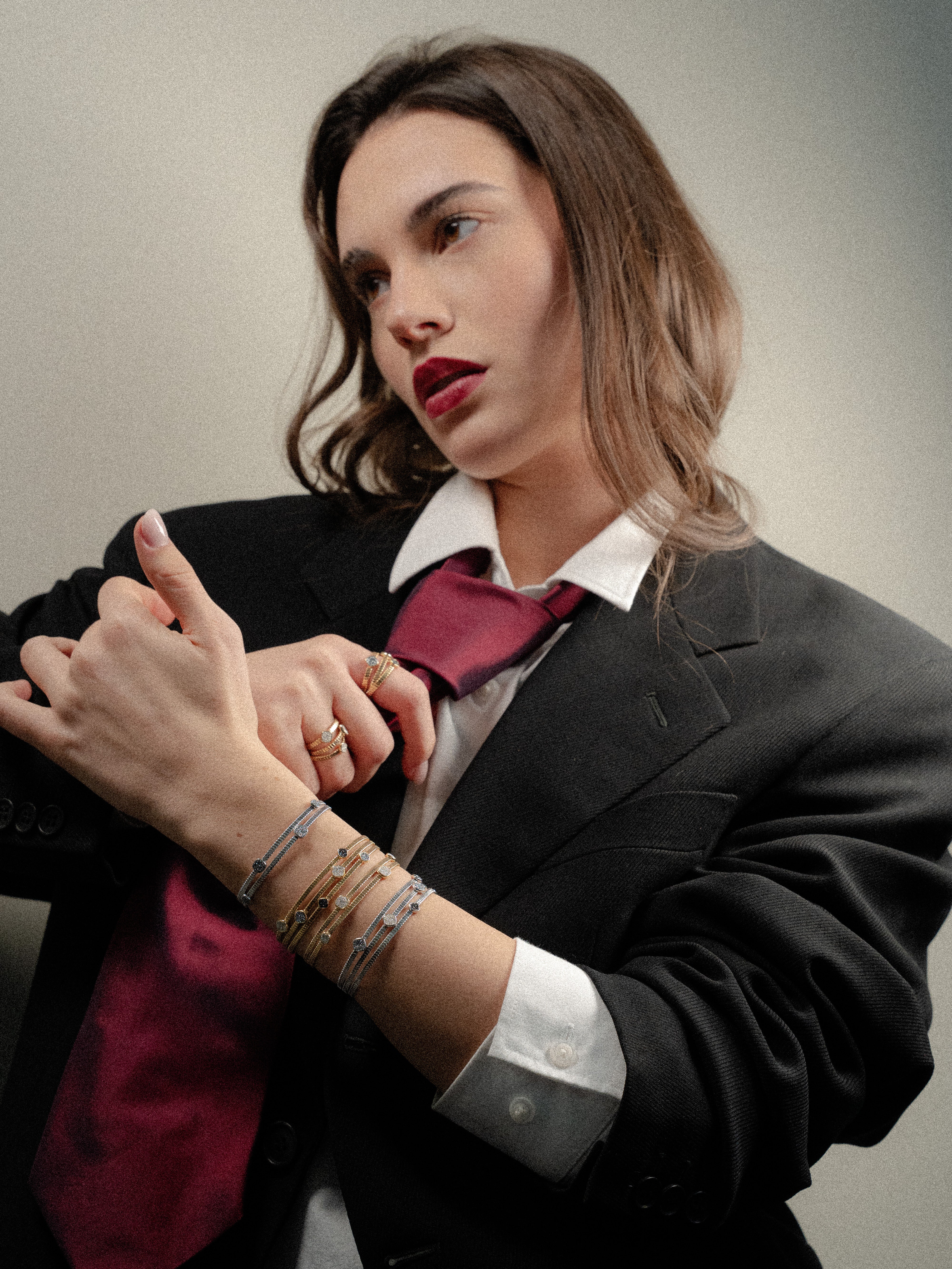 Bracciale a tre fasce e polvere di diamanti