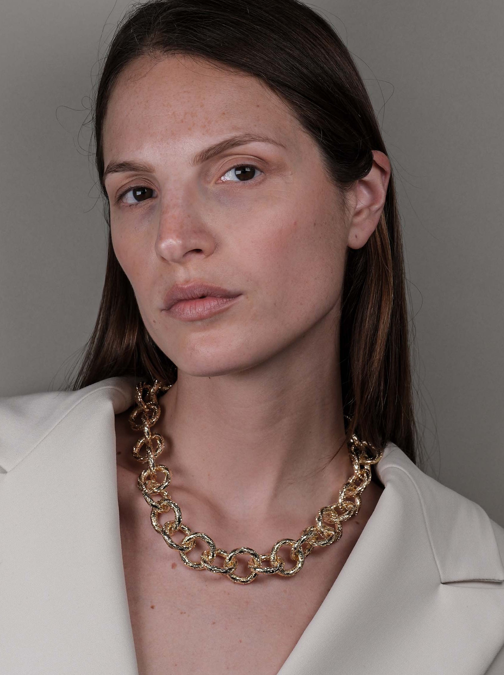Collana maglia tonda martellata