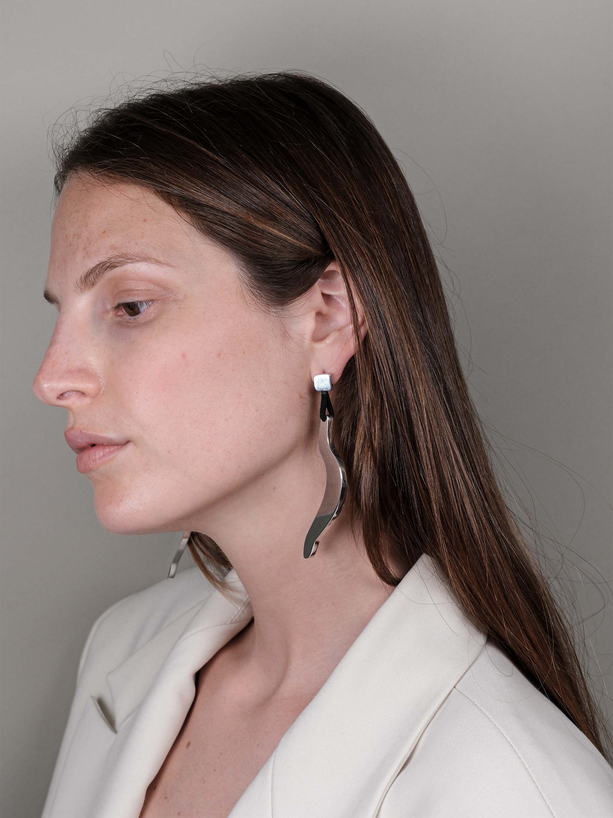 Orecchini pendente ondulato