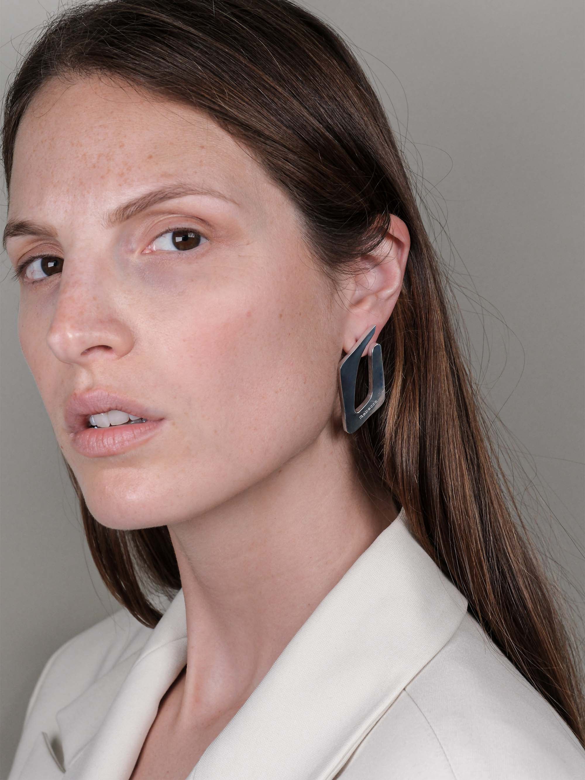 Orecchini rombo irregolare piccolo