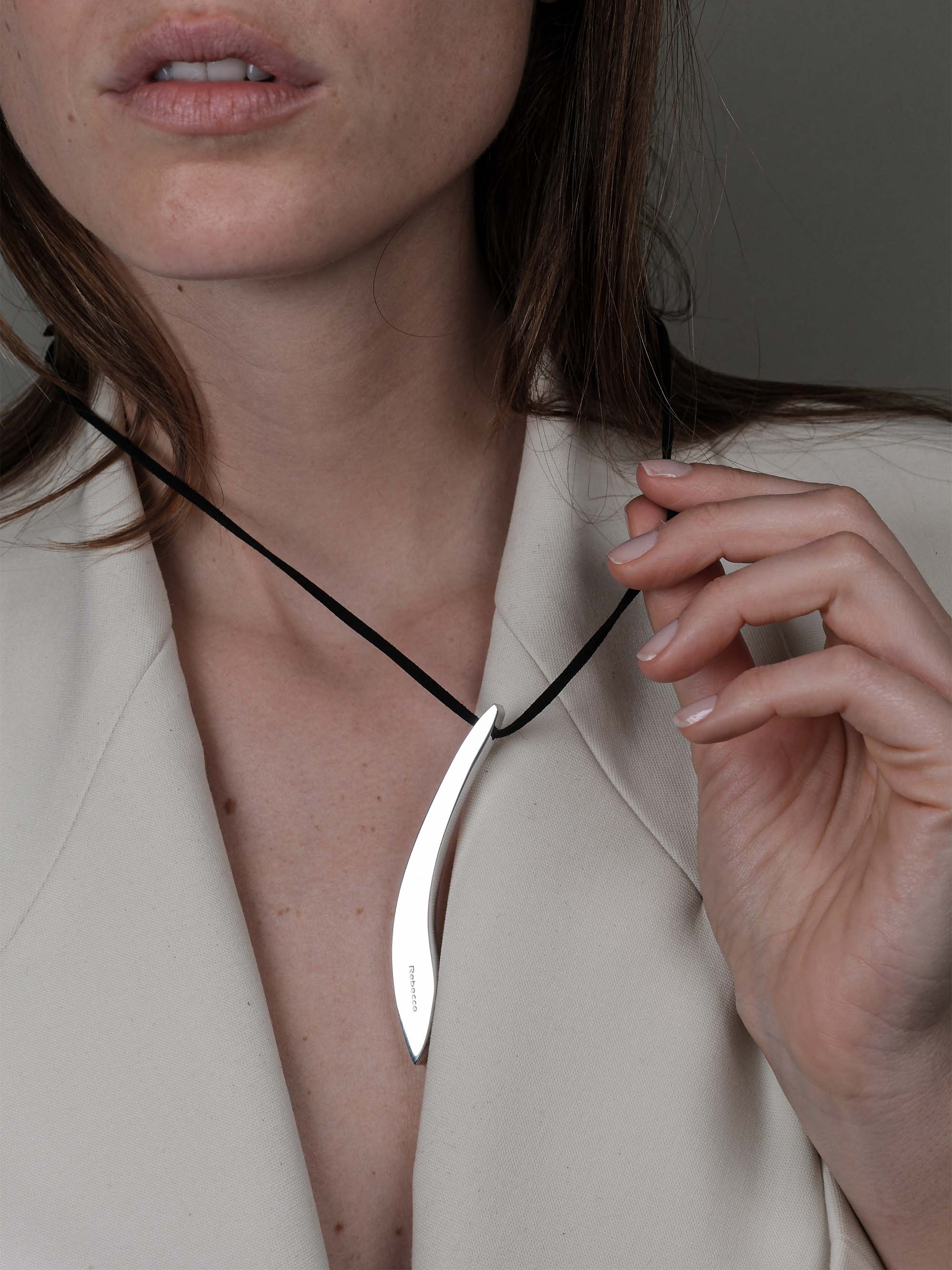 Collana pendente ondulato