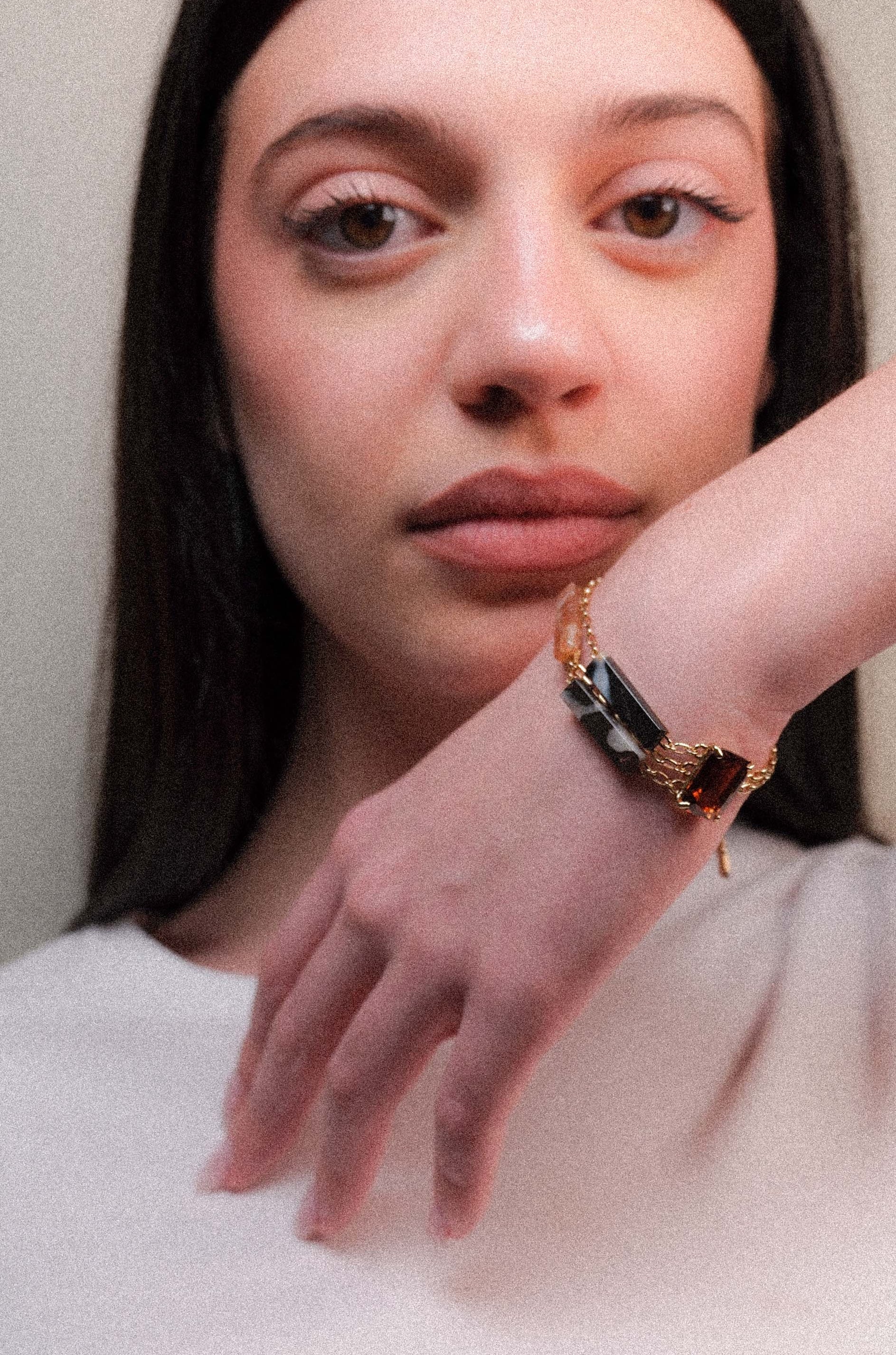 Bracciale con pietre