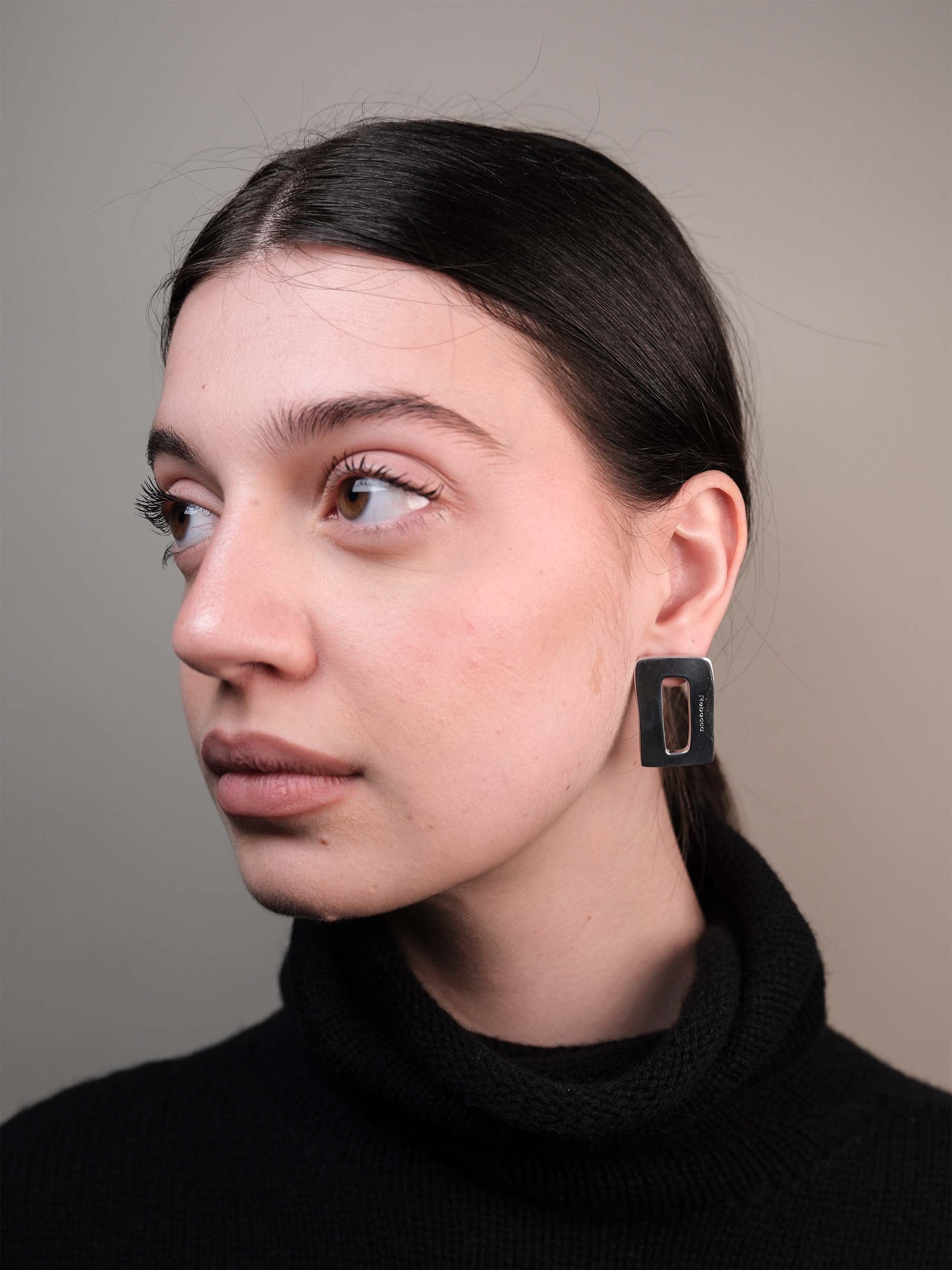 Orecchini rettangolo irregolare piccolo