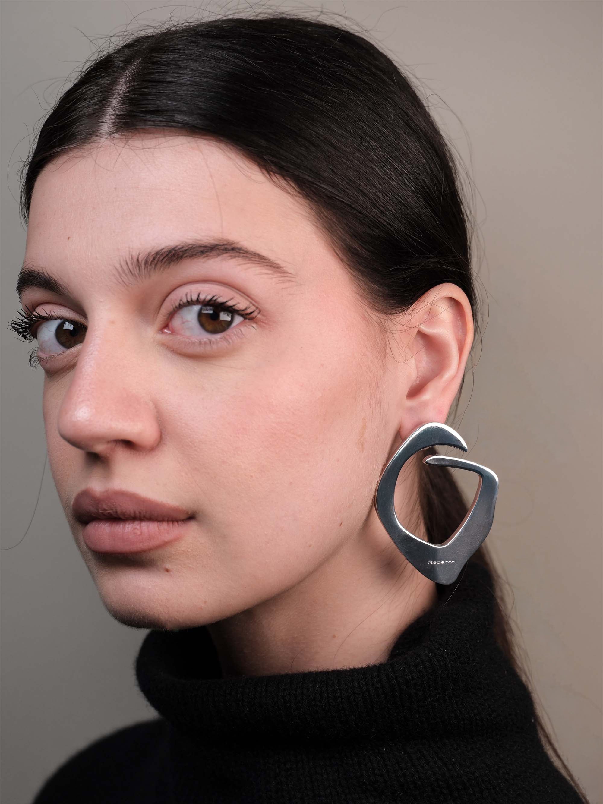 Orecchini cerchio irregolare