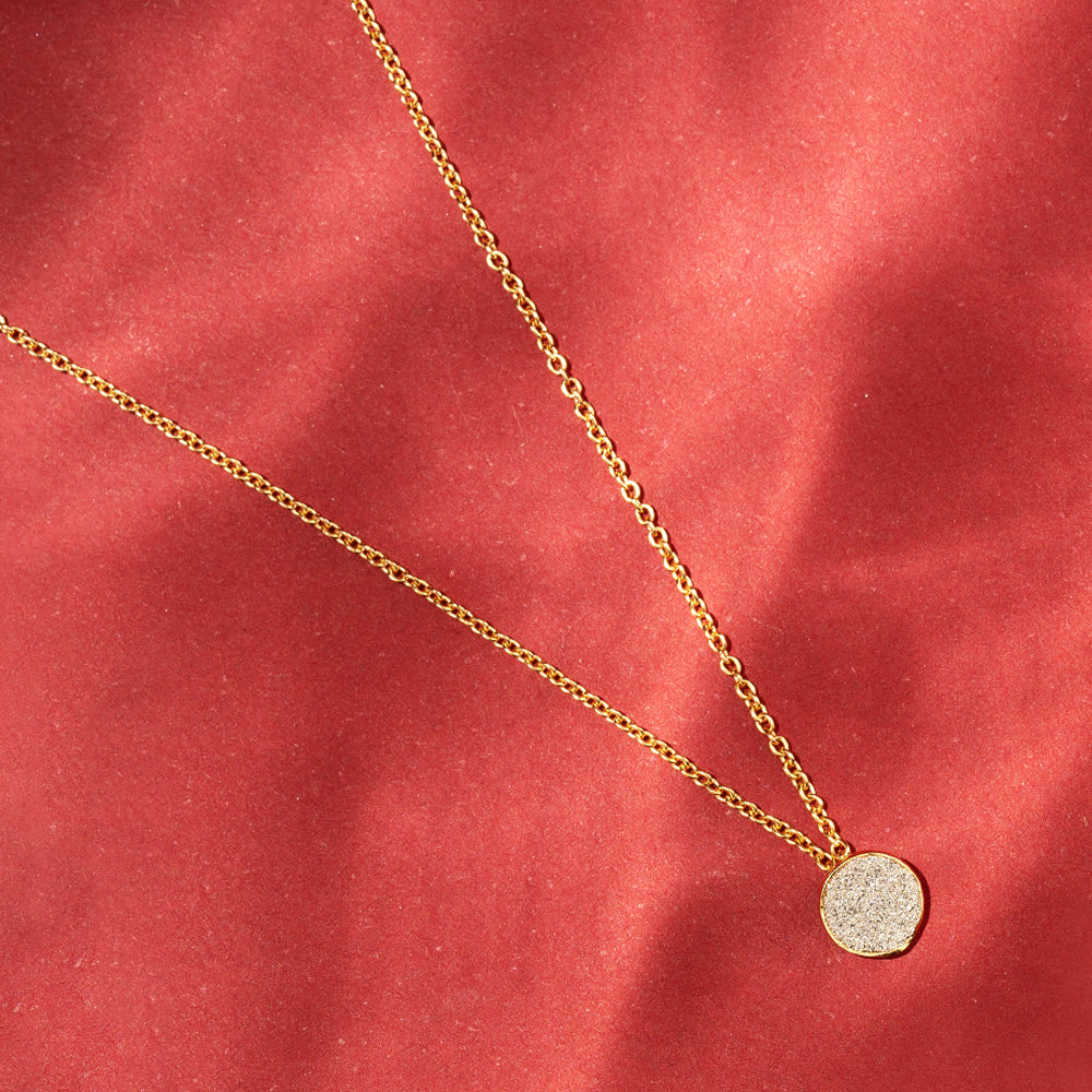 Collana in oro 18 kt con cerchio microdiamanti