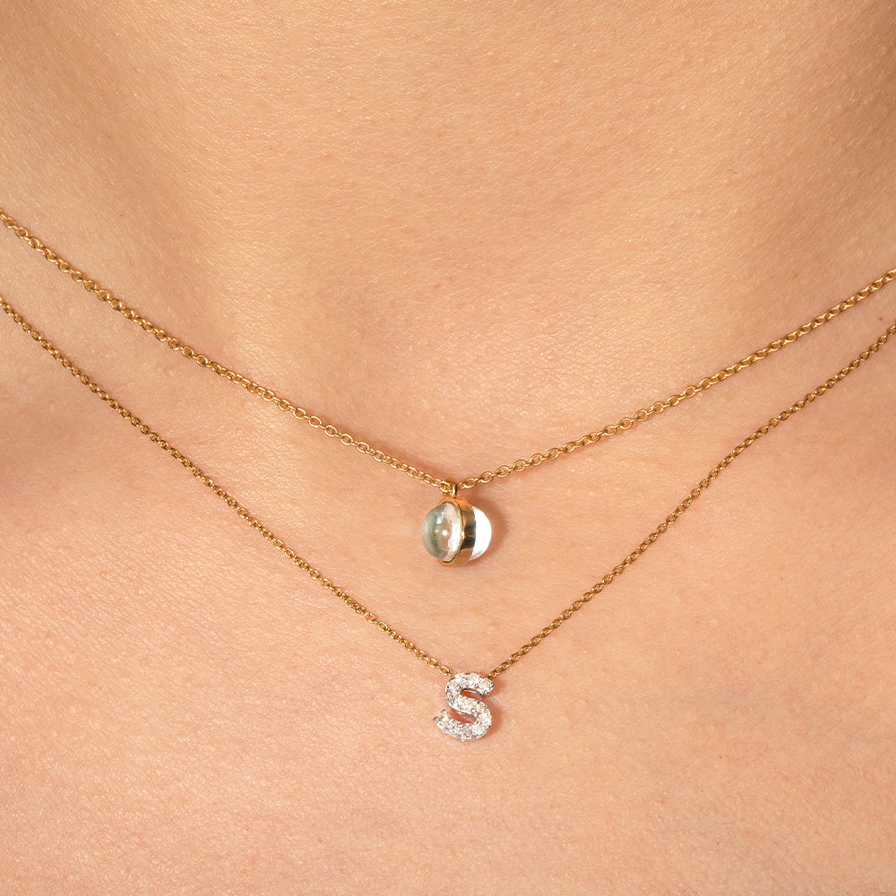 Collana Lux in oro 18kt e diamanti con Iniziale