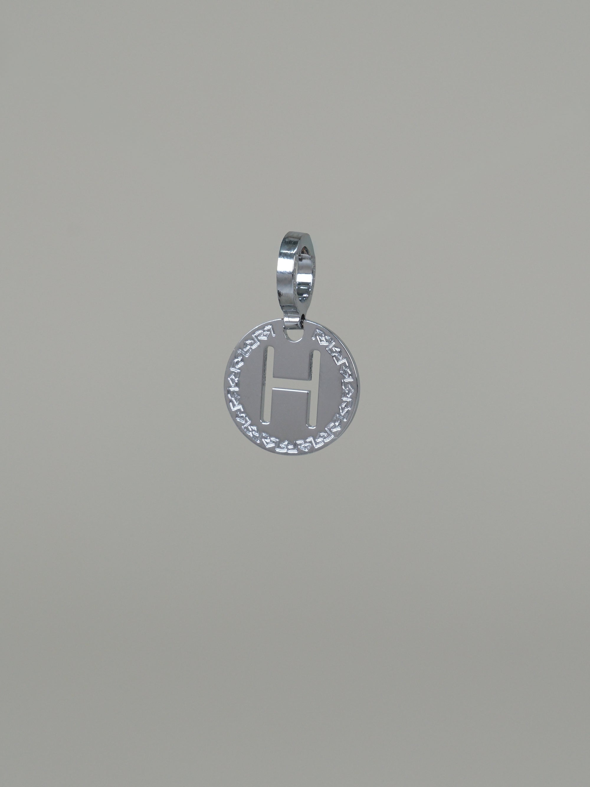 Collana con iniziale piccola