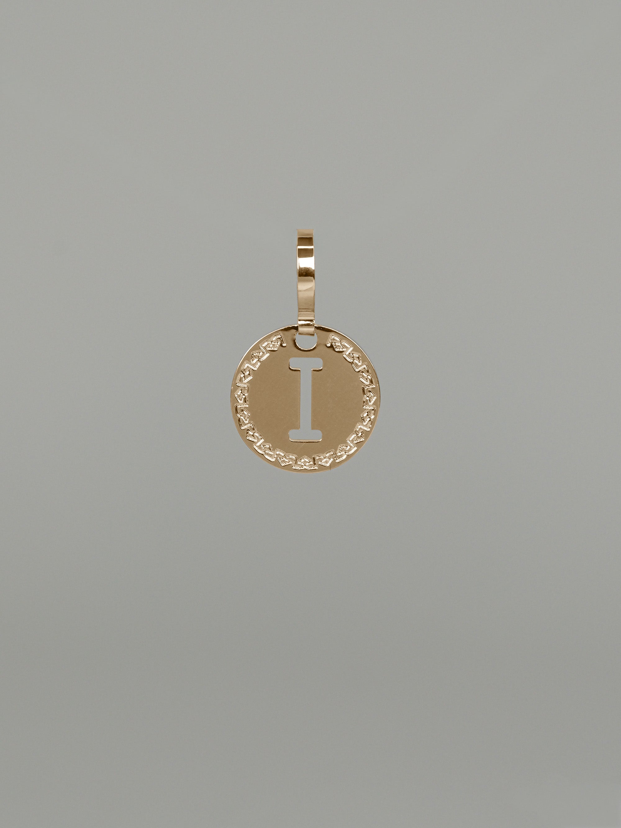 Collana con iniziale piccola