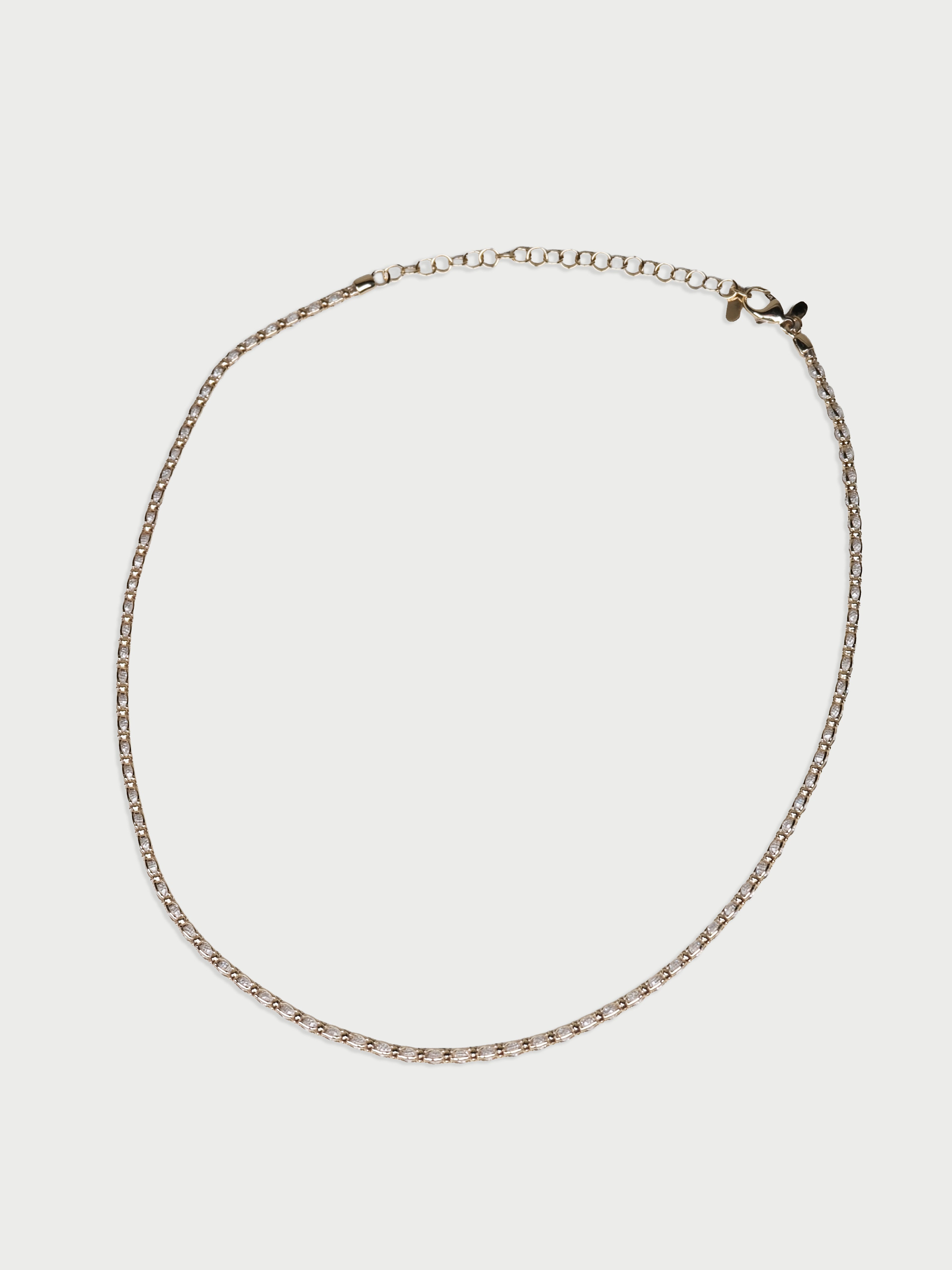 Collana con zirconi bianchi