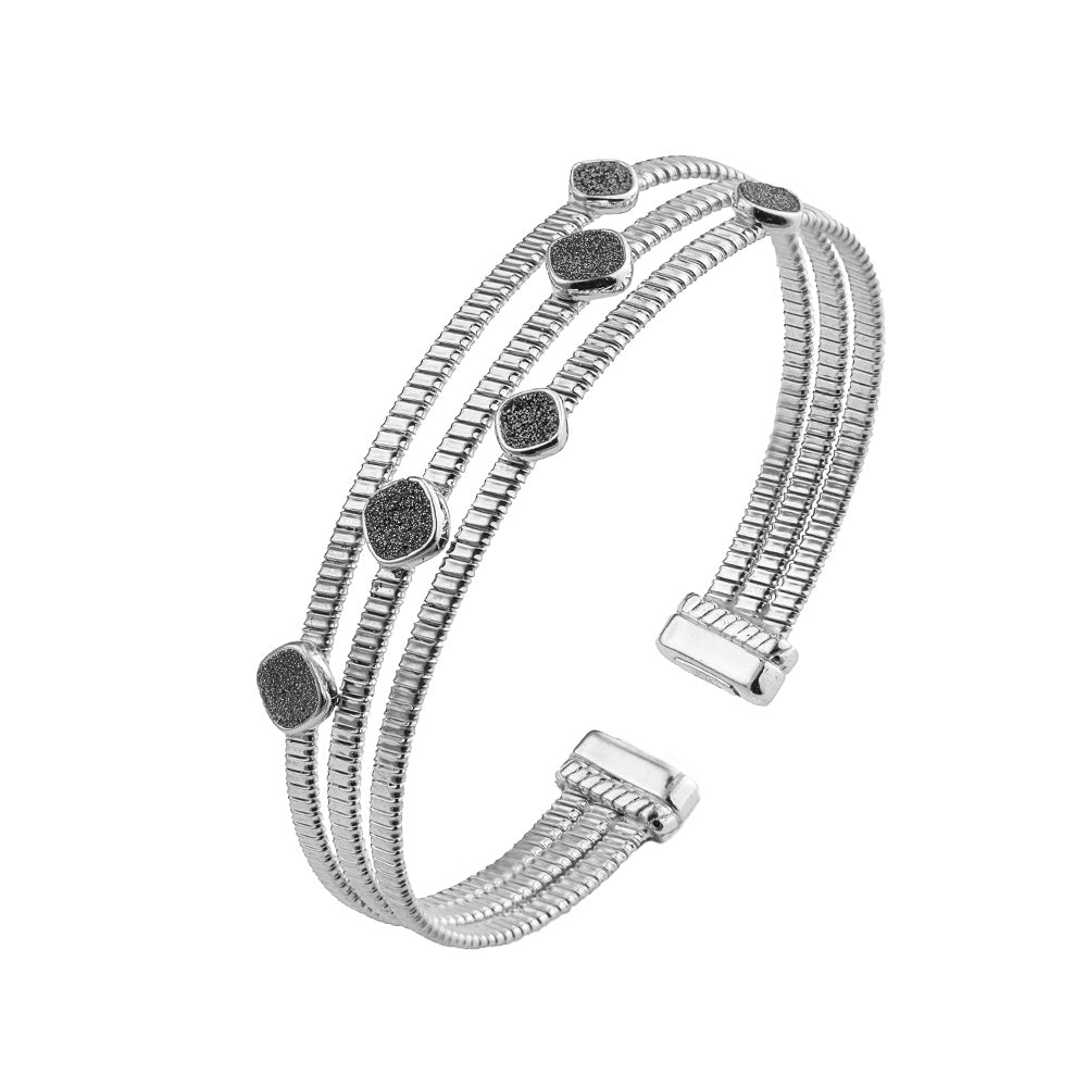Bracciale a tre fasce e polvere di diamanti