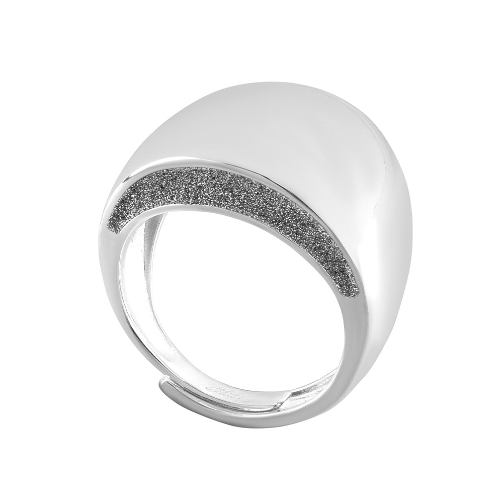 Anello fessura laterale e polvere di diamanti