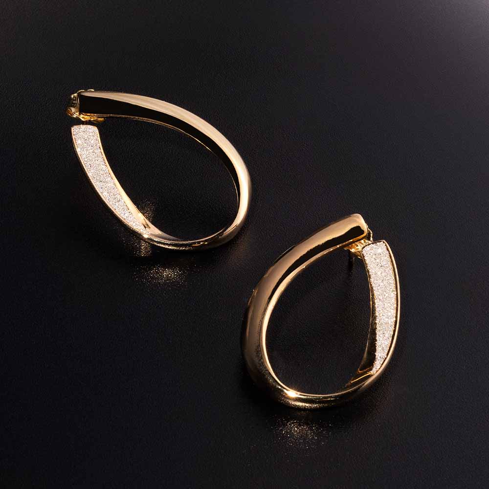 Orecchini Jolie con goccia grande in polvere di diamanti