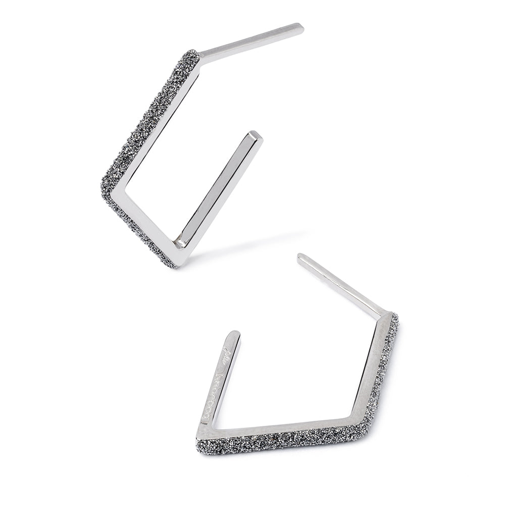 Orecchino Jolie in argento e pendente in microdiamanti