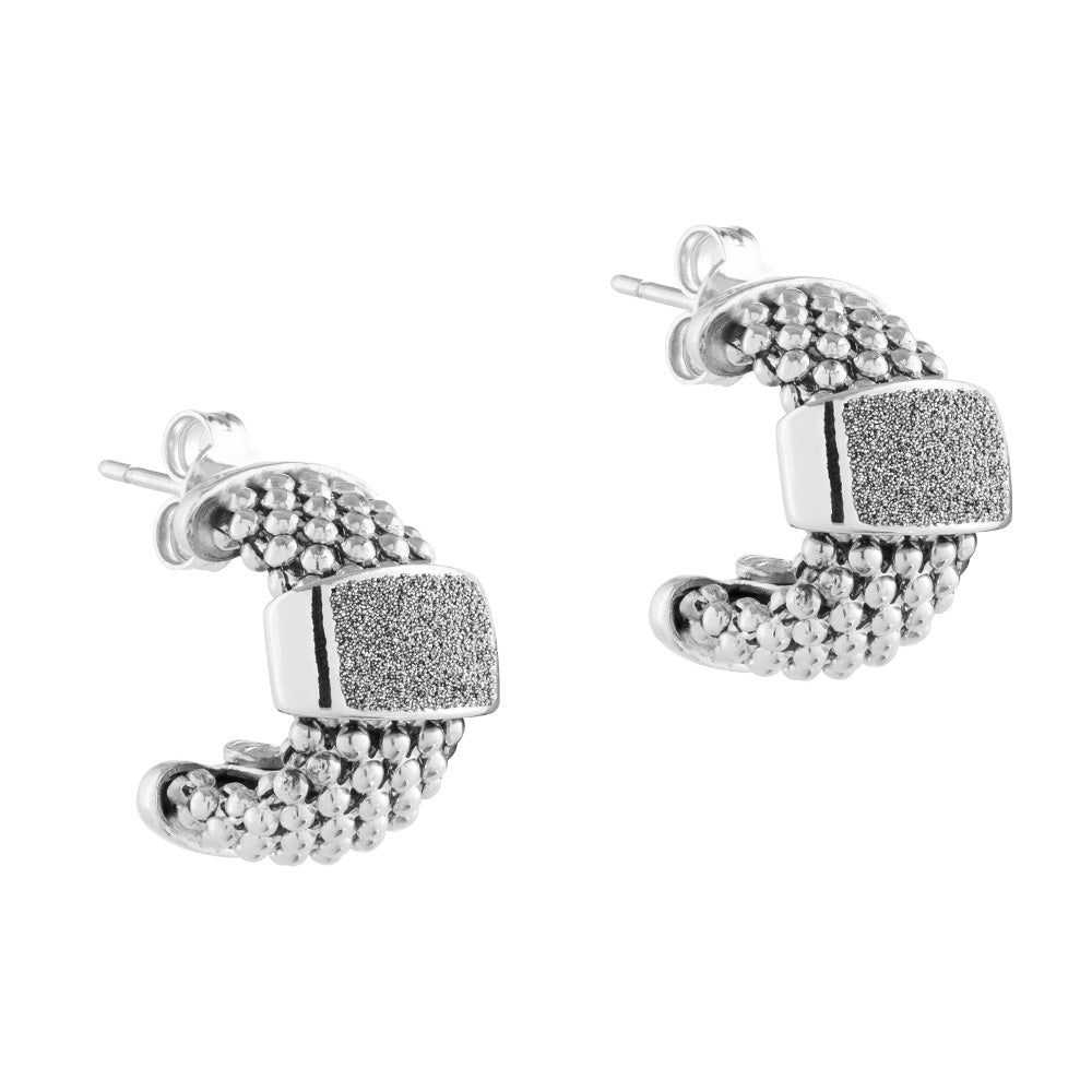 Orecchino Jolie bianco con centrale in polvere di diamanti