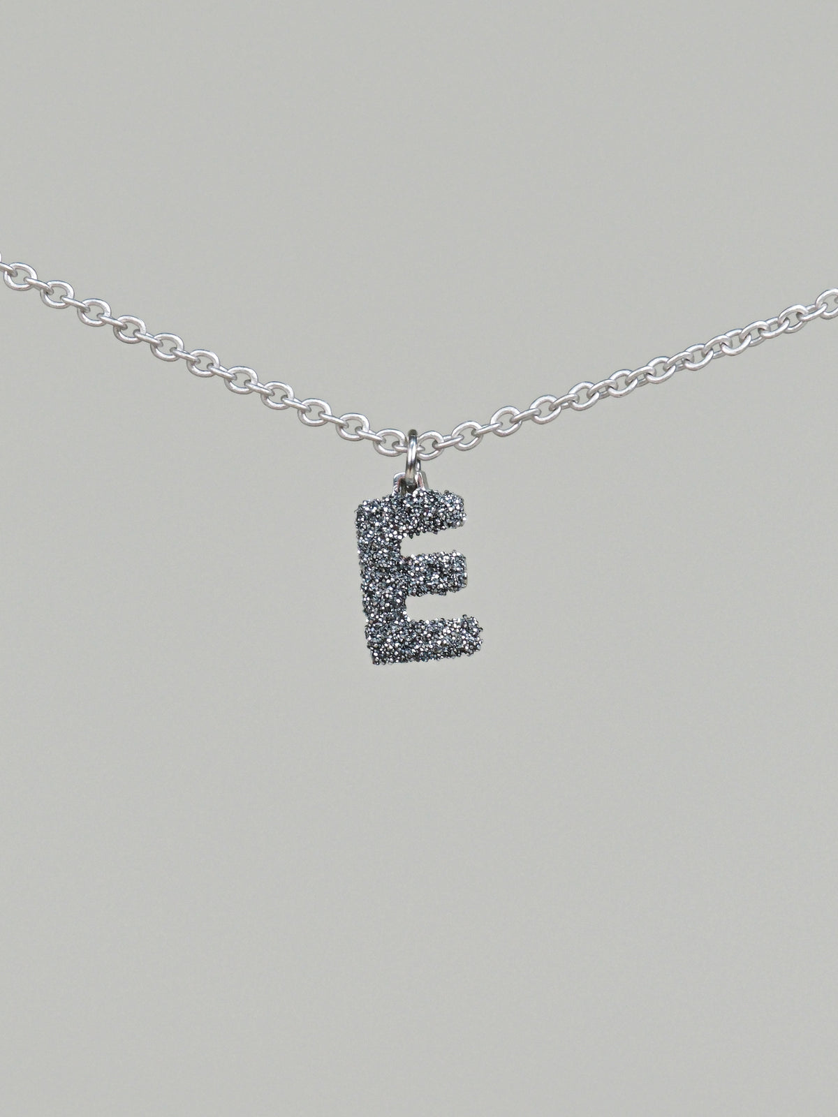 Collana iniziale con diamanti