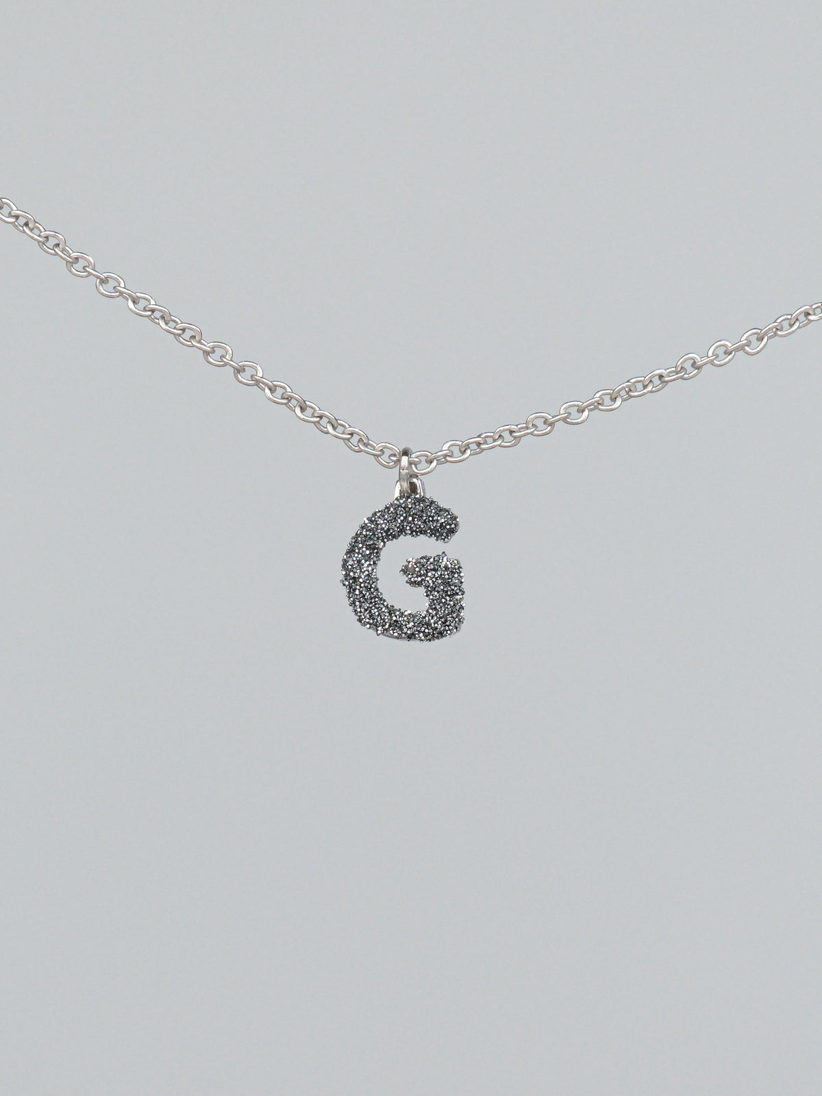 Collana iniziale con diamanti