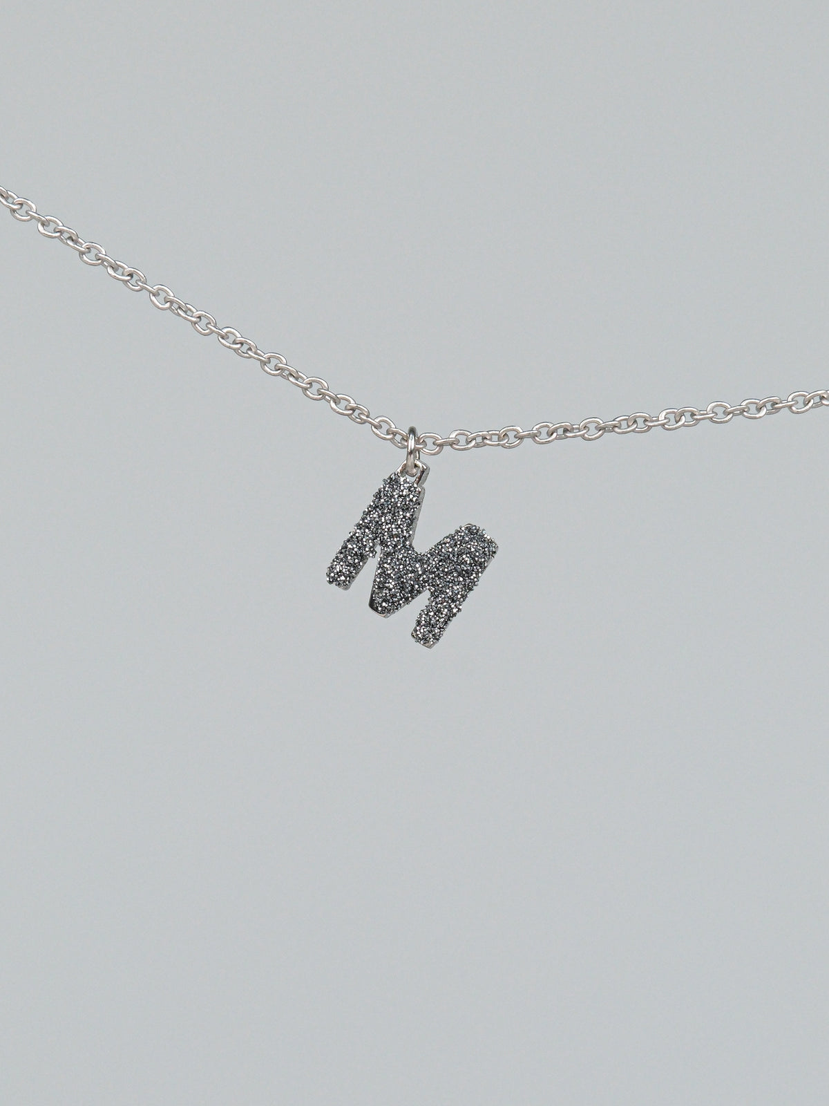 Collana iniziale con diamanti