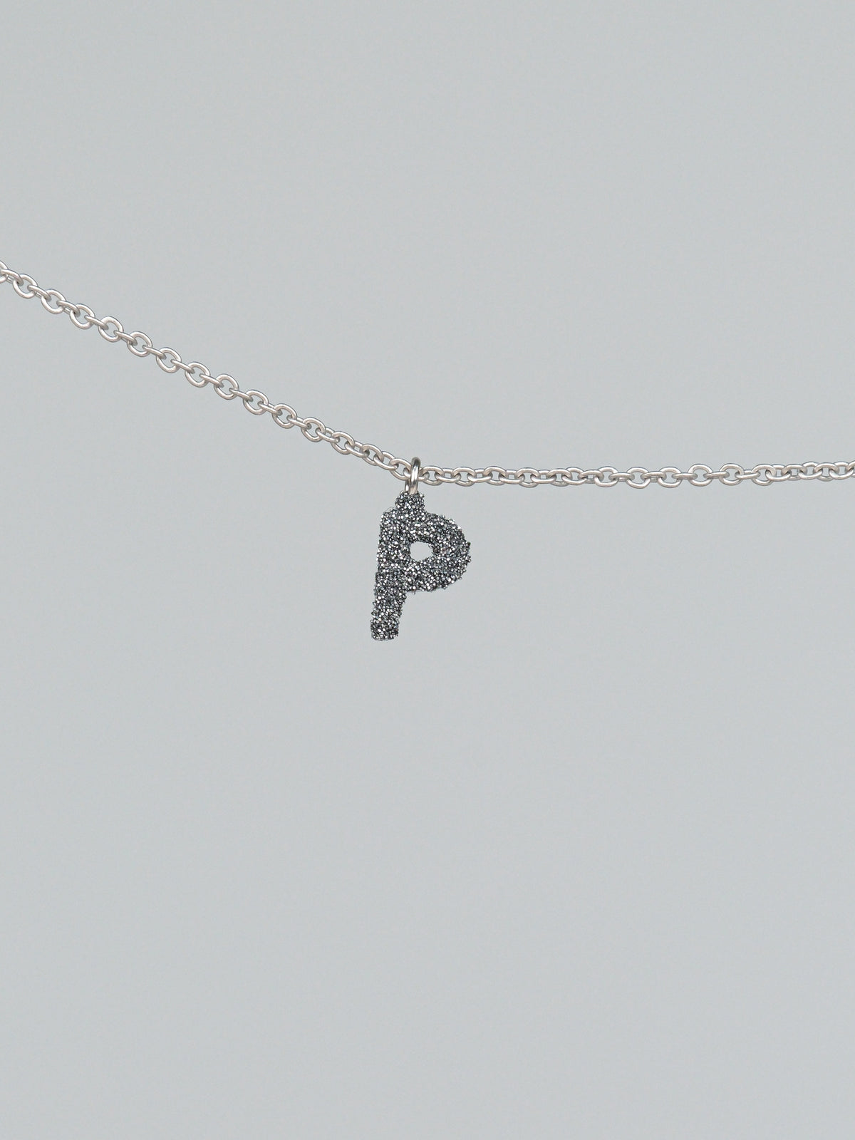 Collana iniziale con diamanti
