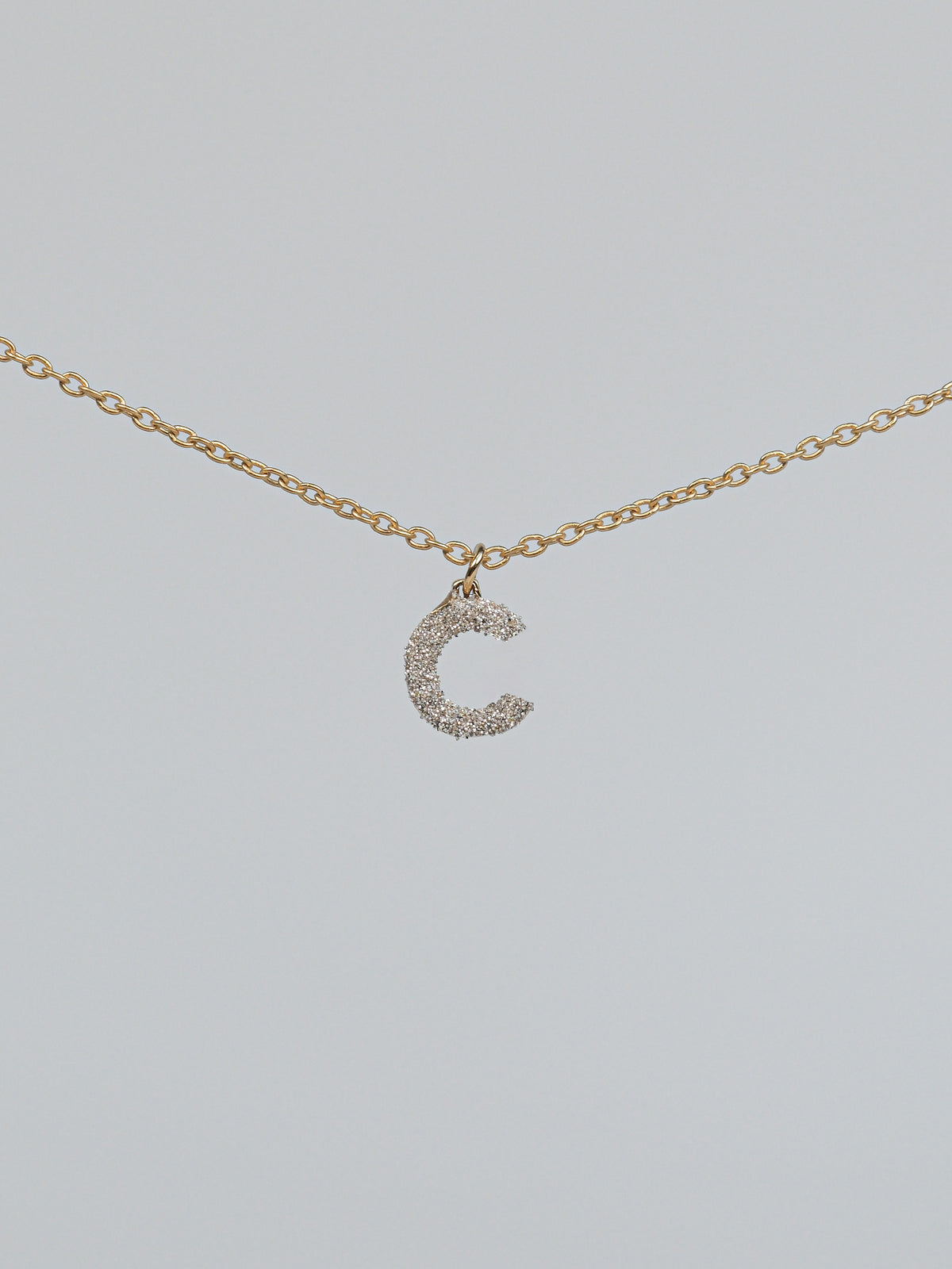 Collana iniziale con diamanti