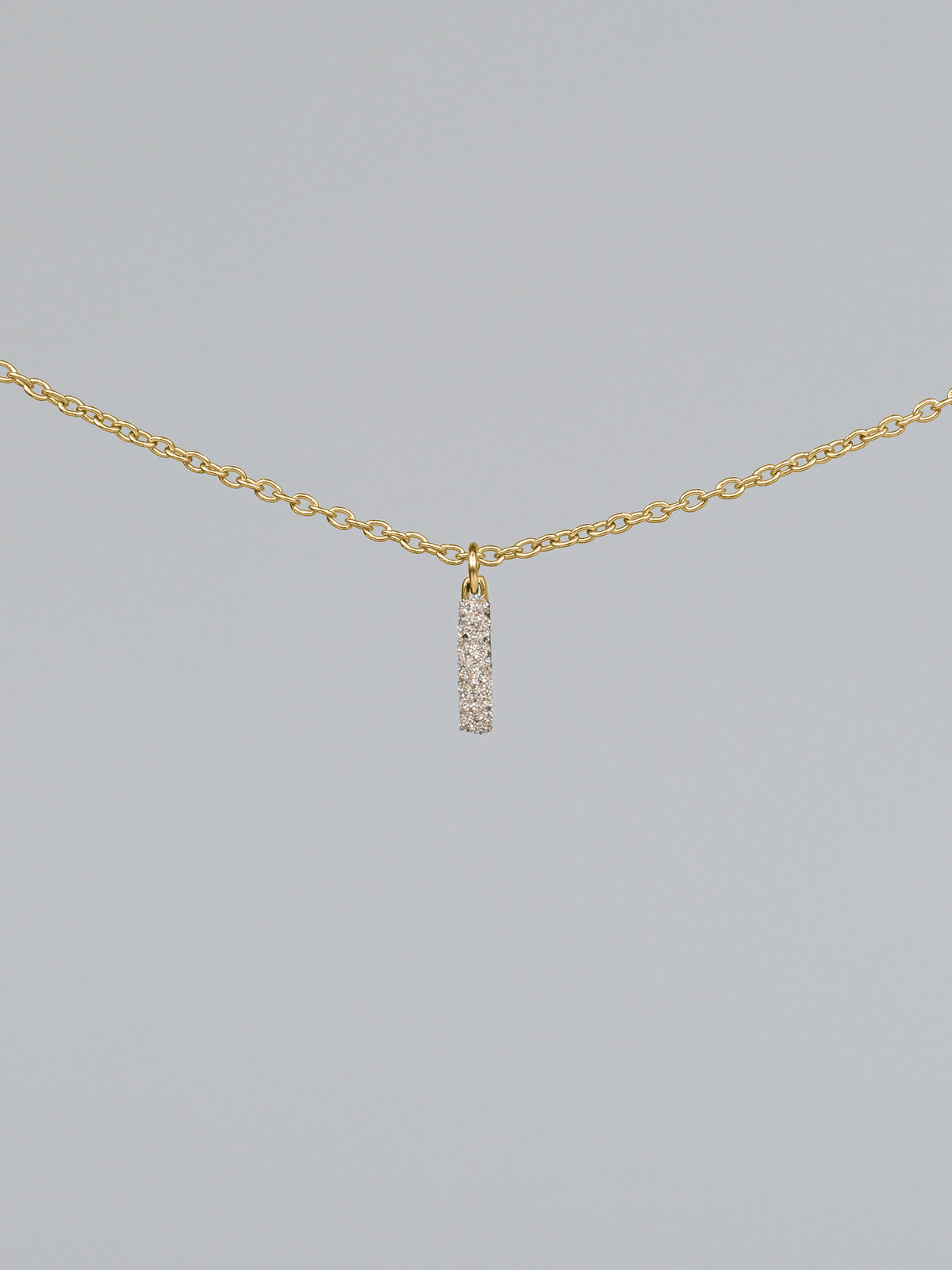 Collana iniziale con diamanti