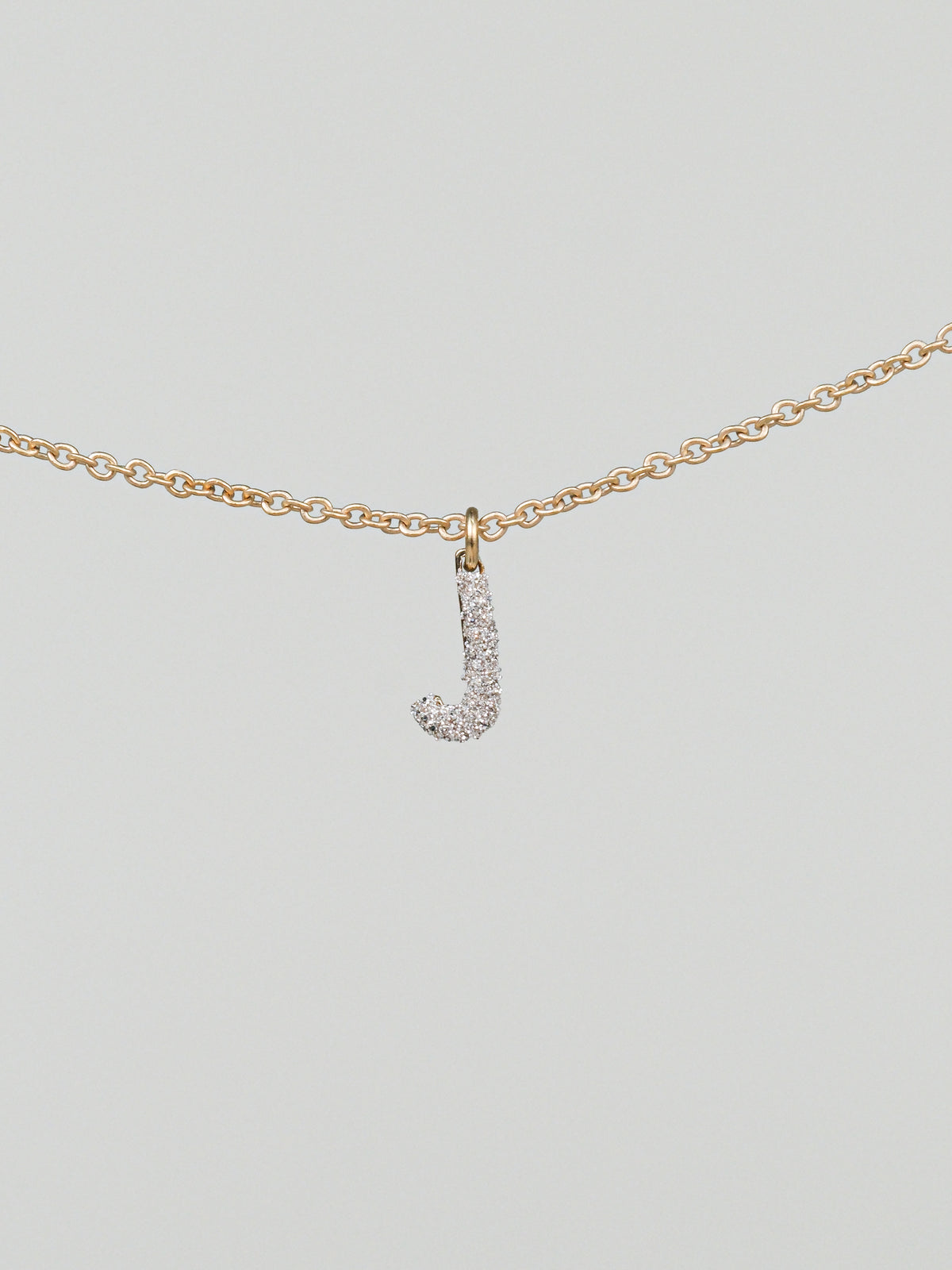 Collana iniziale con diamanti
