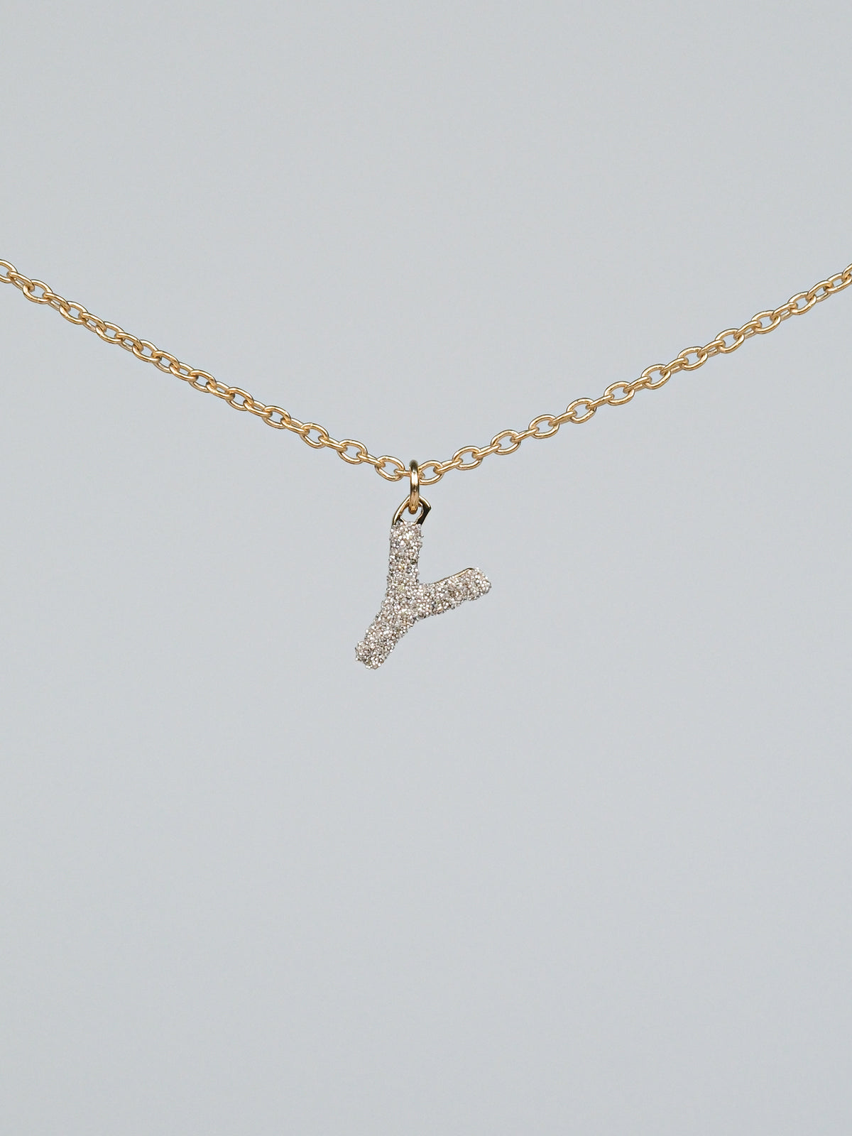 Collana iniziale con diamanti