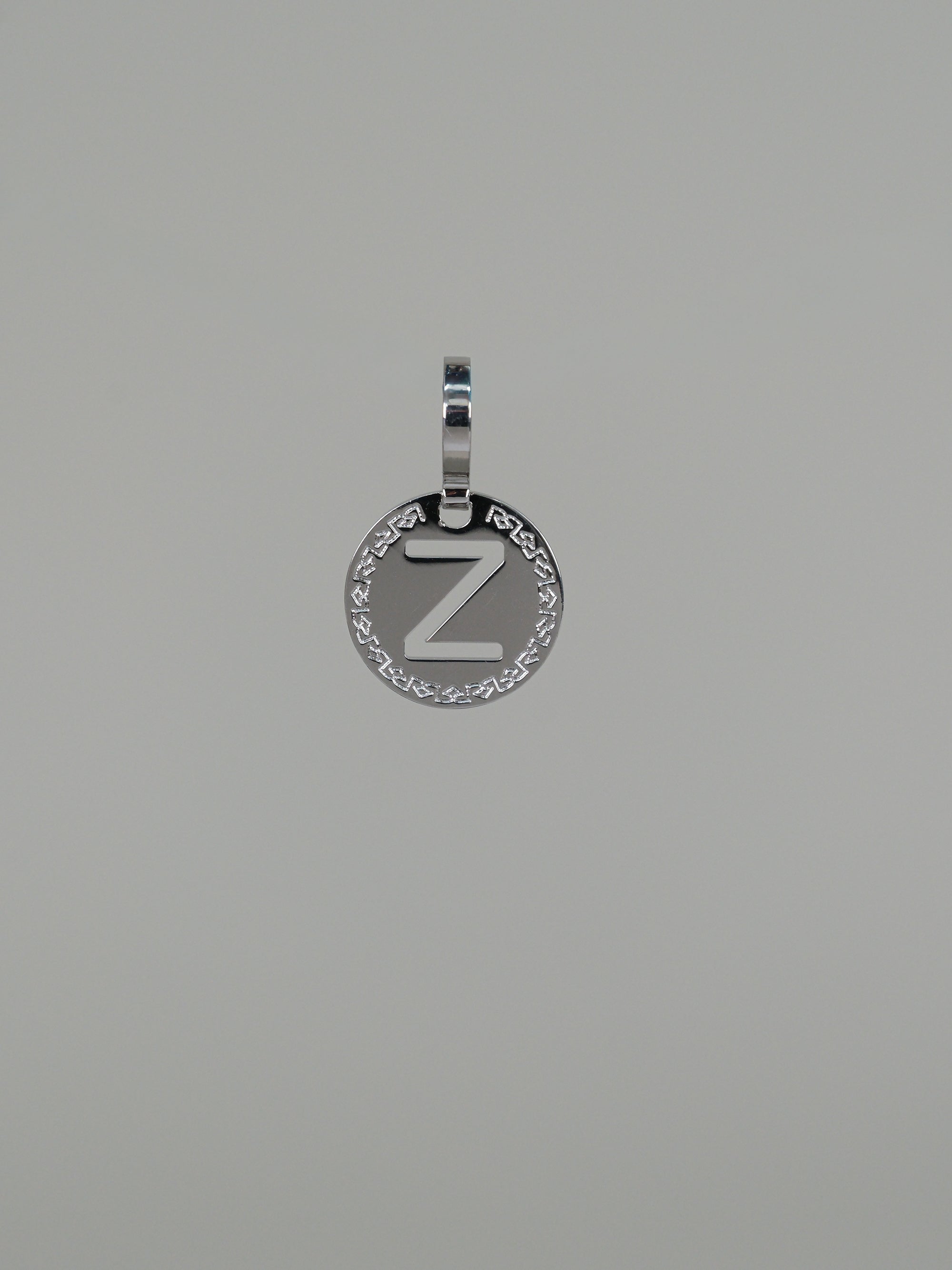 Collana con iniziale piccola