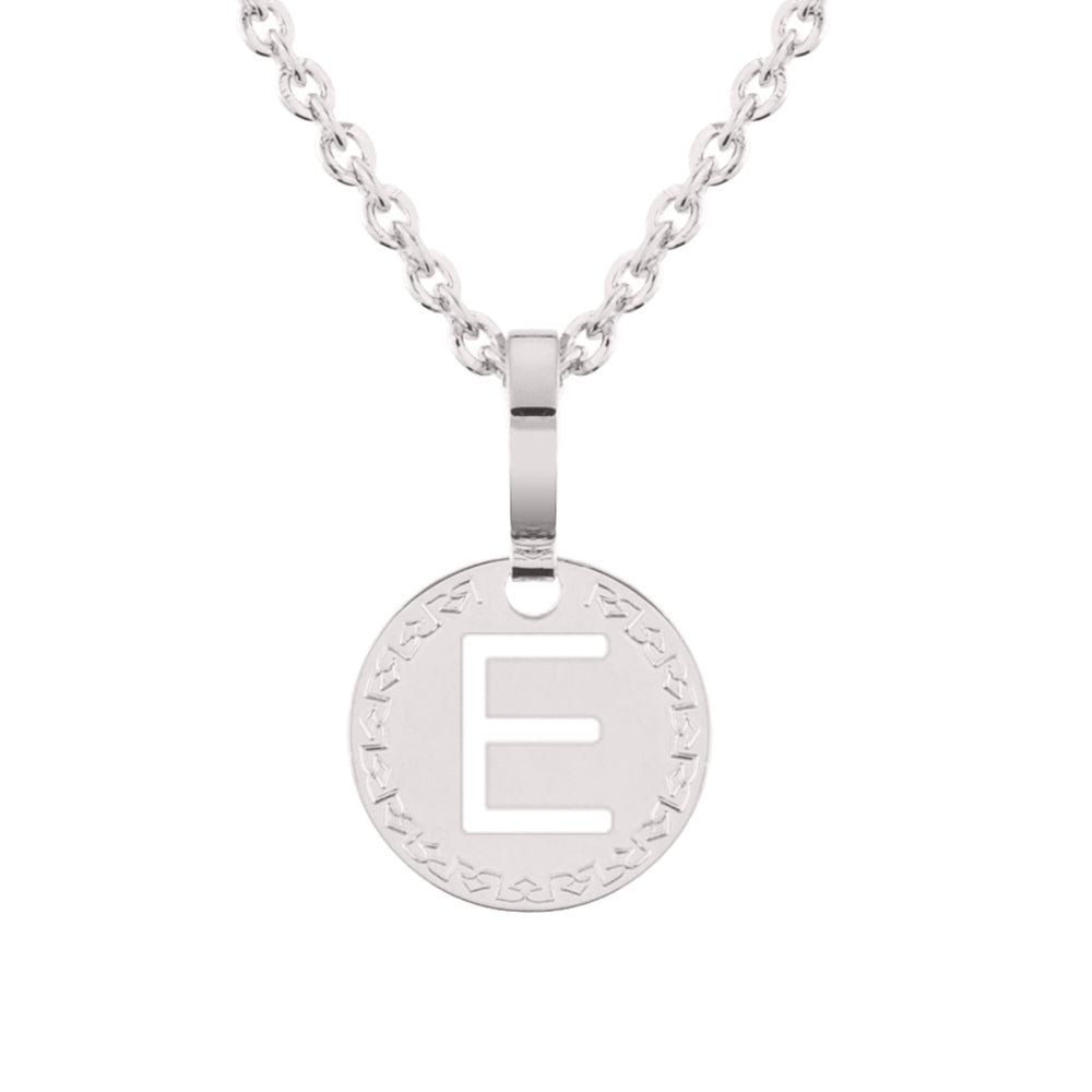 Collana con iniziale bianca piccola