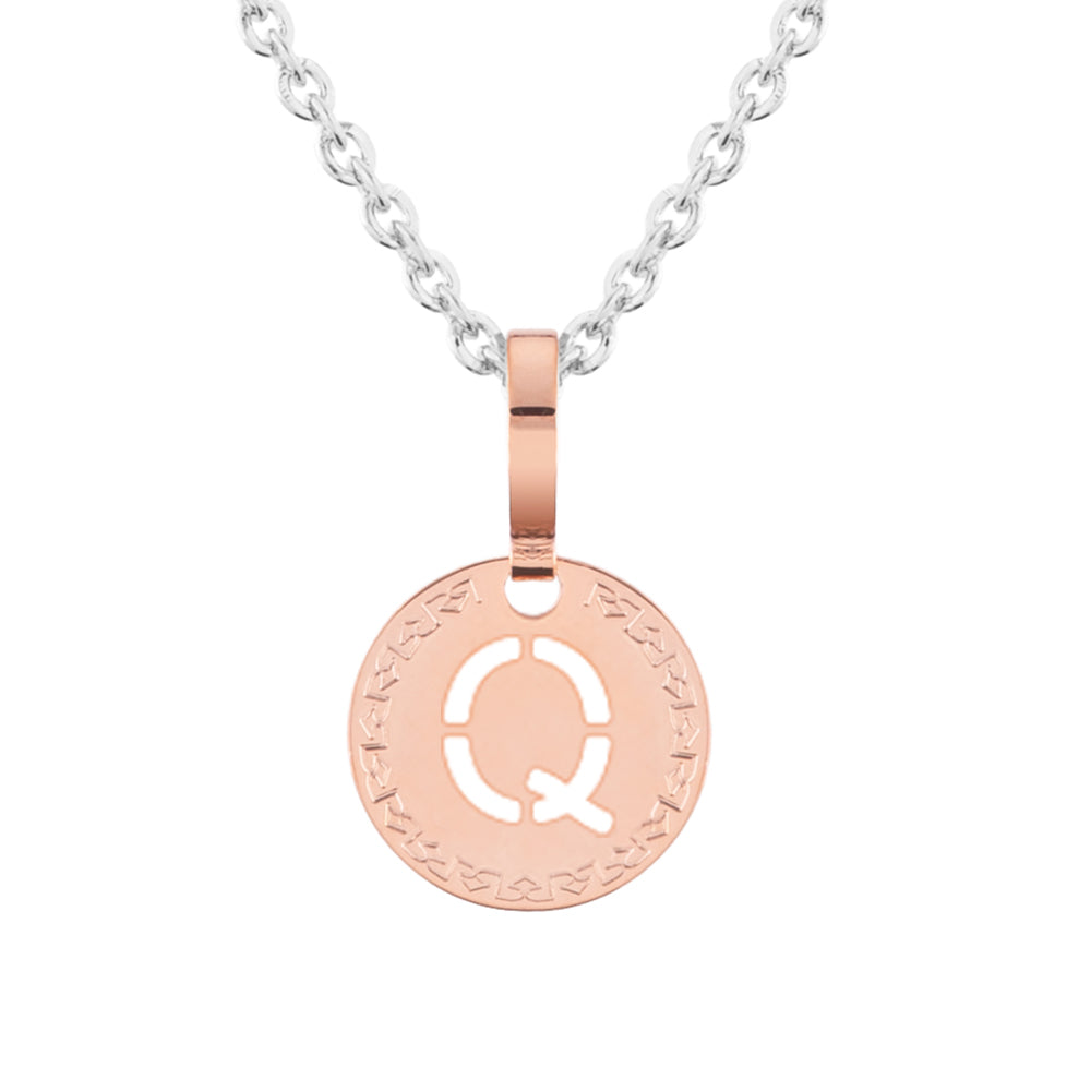 Collana con iniziale rosa piccola