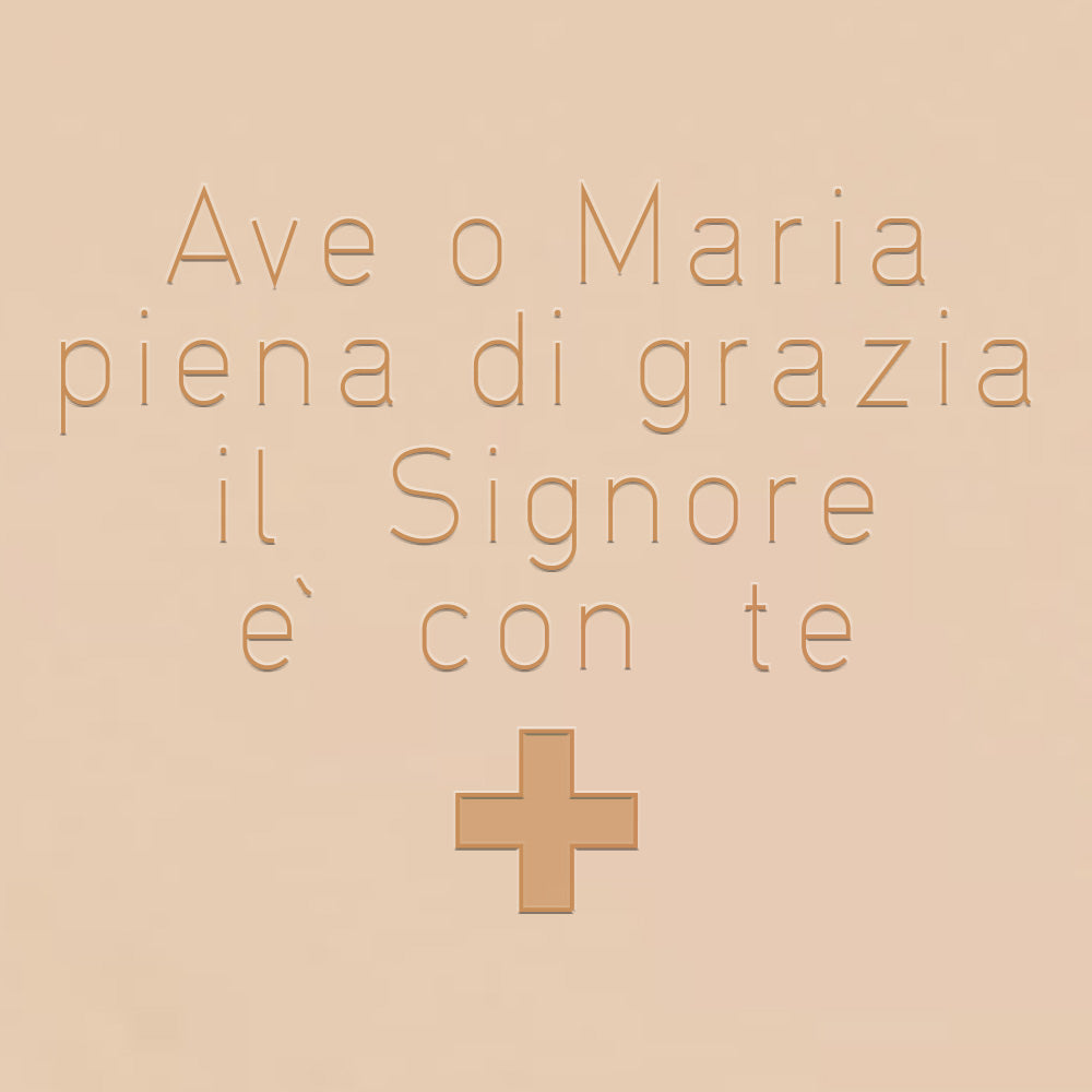 Medaglietta in oro 18 kt “Ave o Maria piena di grazia il Signore è con te”