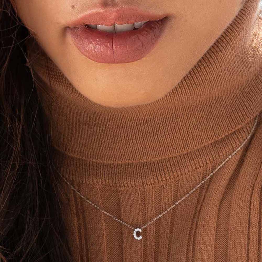 Collana Lux in oro 18kt e diamanti con Iniziale